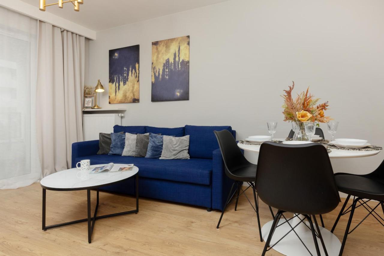Modern With Balcony Mokotow Business Centre By Renters Leilighet